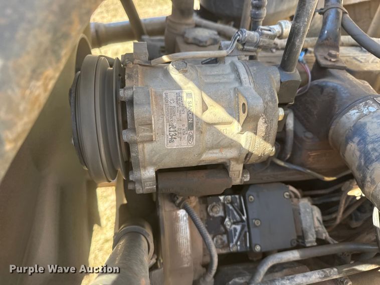 image for item DQ4278 2000 Ford F650 Super Duty tank truck