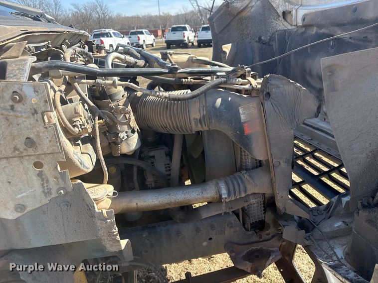 image for item DQ4278 2000 Ford F650 Super Duty tank truck