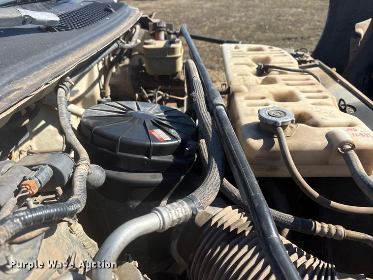 image for item DQ4278 2000 Ford F650 Super Duty tank truck