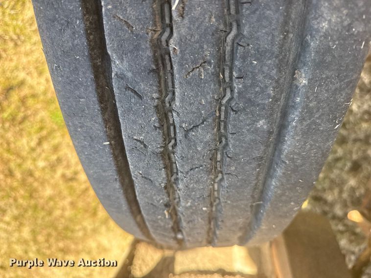 image for item DQ4278 2000 Ford F650 Super Duty tank truck