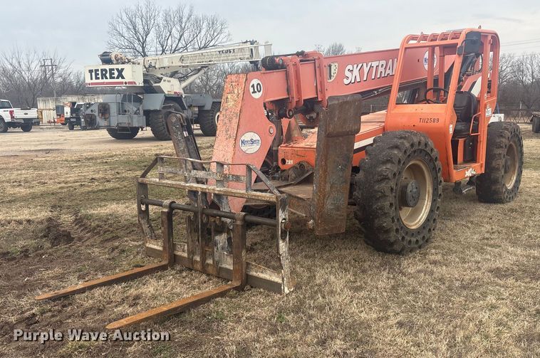 image for item DQ4281 2013 JLG 10042 telehandler