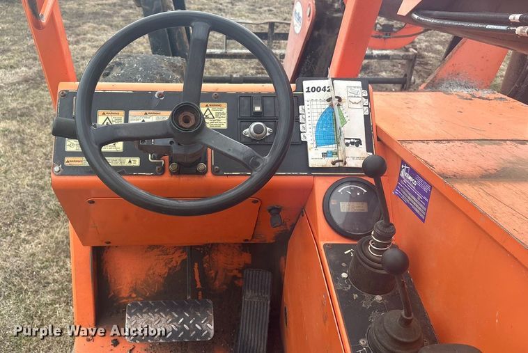 image for item DQ4281 2013 JLG 10042 telehandler