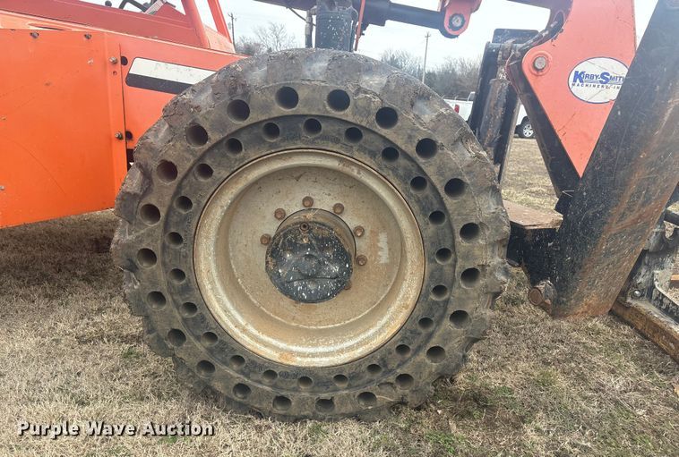 image for item DQ4281 2013 JLG 10042 telehandler