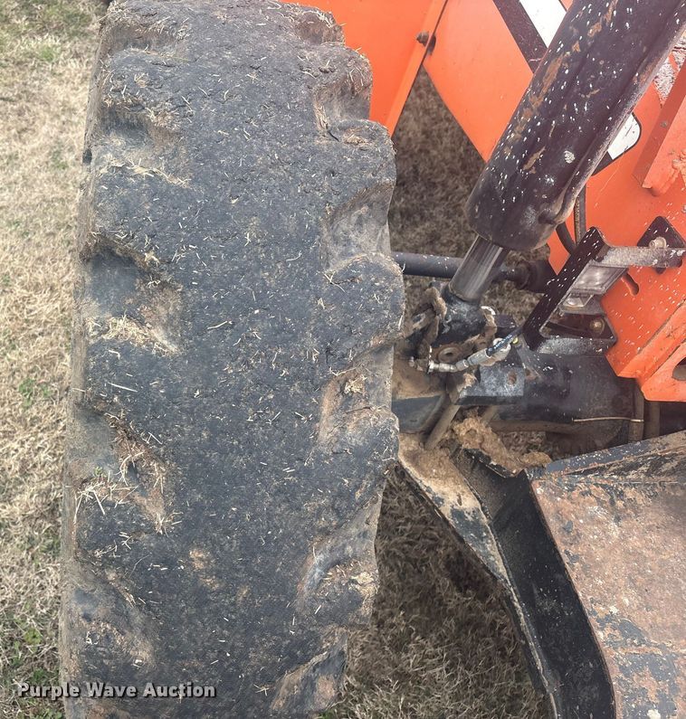 image for item DQ4281 2013 JLG 10042 telehandler