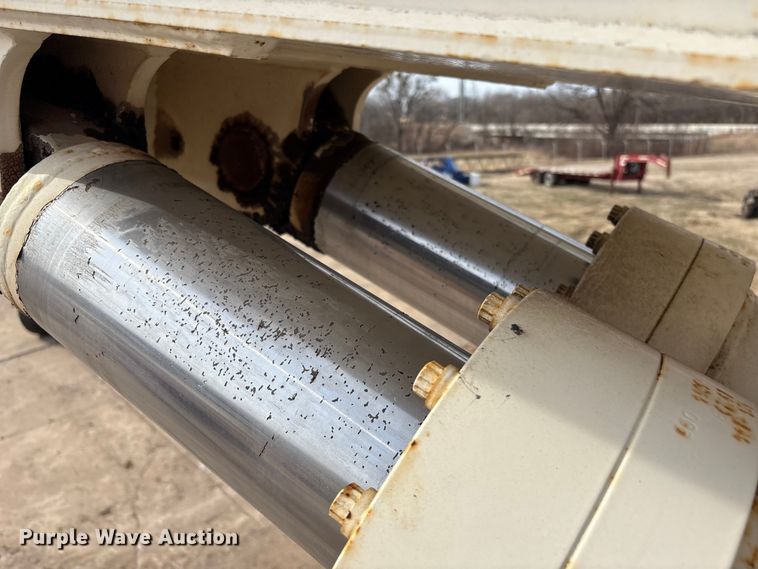 image for item DQ4282 2000 Terex RT 160 crane