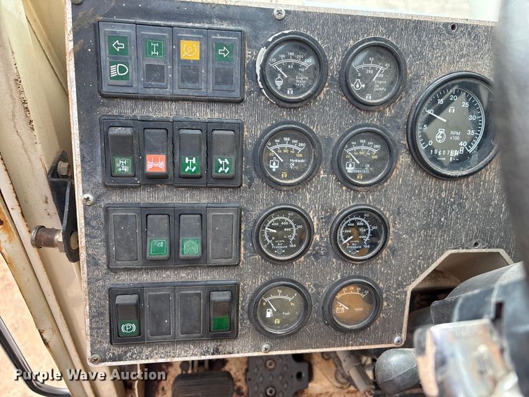 image for item DQ4282 2000 Terex RT 160 crane