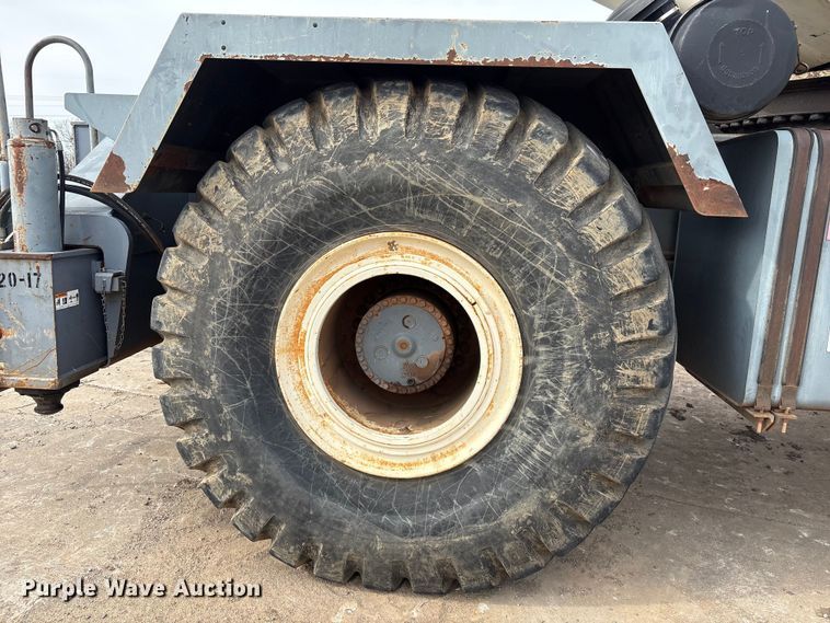 image for item DQ4282 2000 Terex RT 160 crane