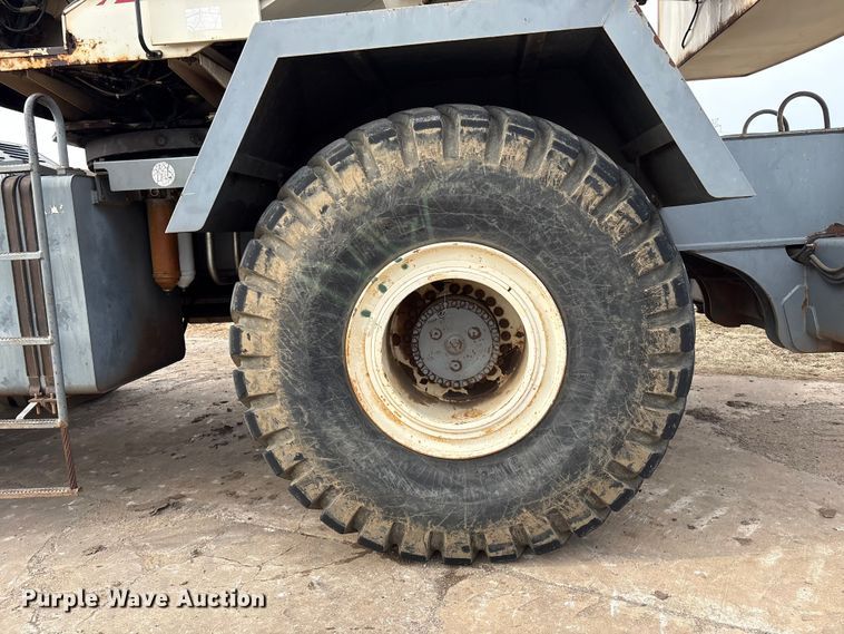 image for item DQ4282 2000 Terex RT 160 crane