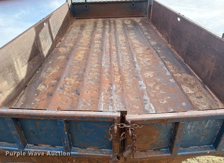 image for item DQ4284 1991 GMC C6500 dump truck