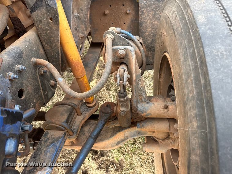 image for item DQ4284 1991 GMC C6500 dump truck