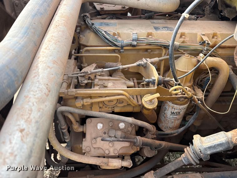 image for item DQ4284 1991 GMC C6500 dump truck