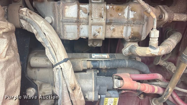 image for item DQ4285 2017 JLG Skytrak 10042 telehandler