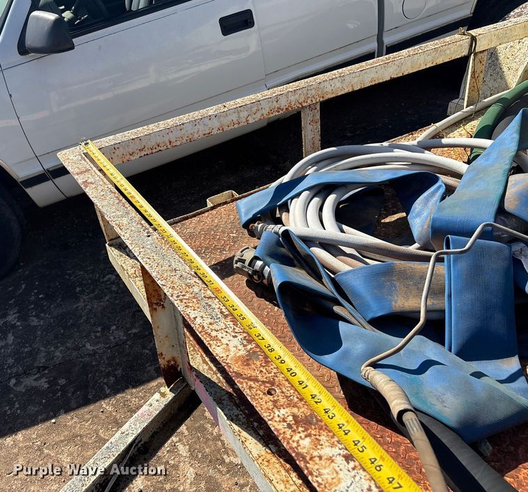 image for item DQ4288 2001 Wagon Master Trailer  utility trailer