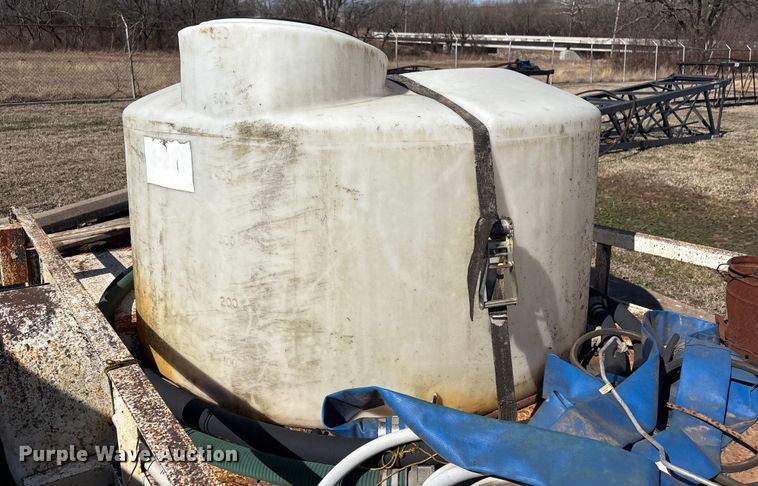 image for item DQ4288 2001 Wagon Master Trailer  utility trailer