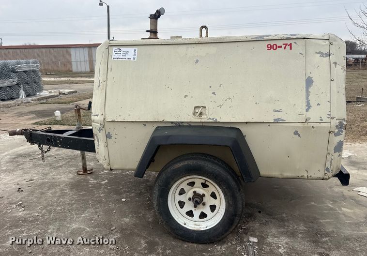 image for item DQ4291 Ingersoll Rand air compressor