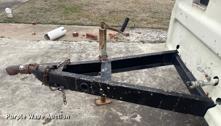 image for item DQ4291 Ingersoll Rand air compressor