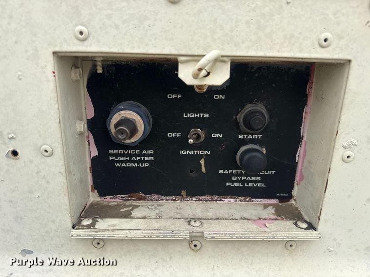 image for item DQ4291 Ingersoll Rand air compressor