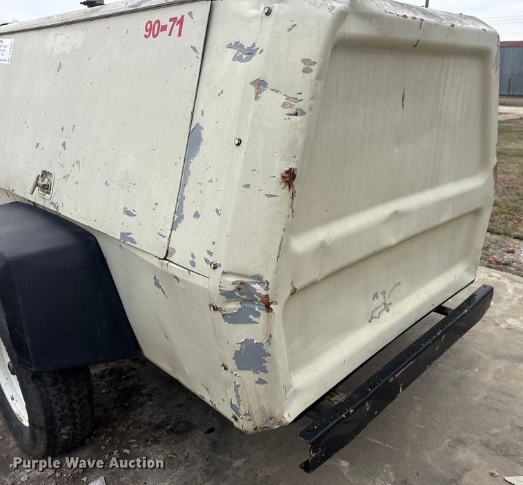 image for item DQ4291 Ingersoll Rand air compressor