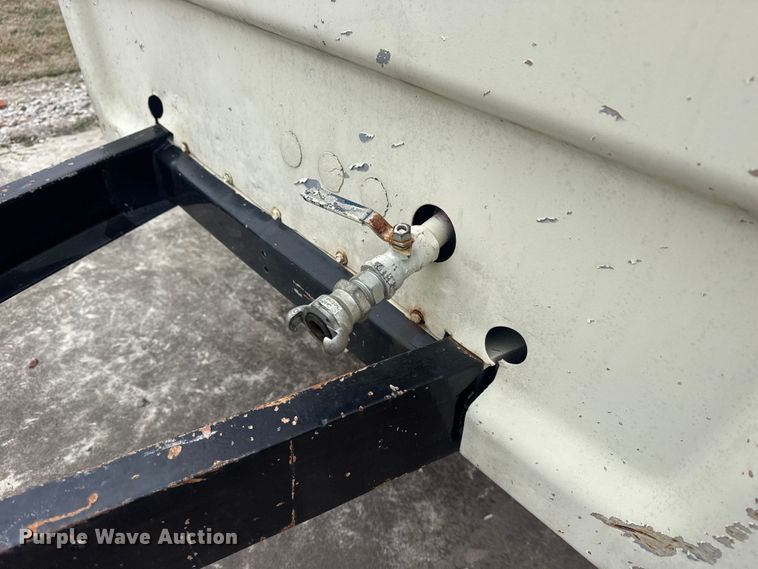 image for item DQ4291 Ingersoll Rand air compressor