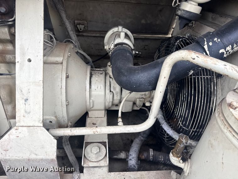 image for item DQ4291 Ingersoll Rand air compressor