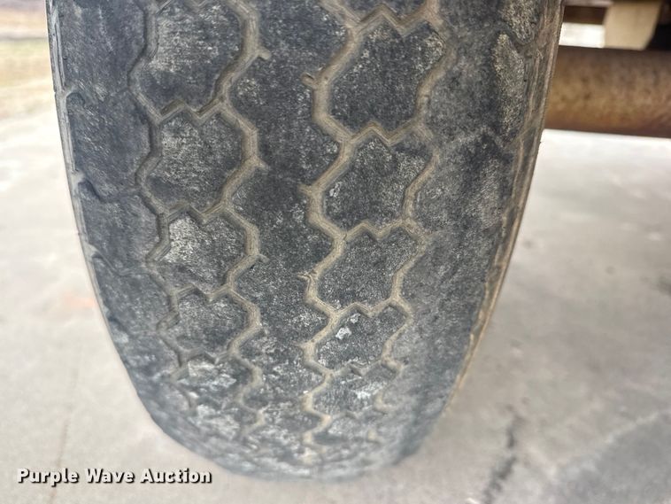 image for item DQ4291 Ingersoll Rand air compressor