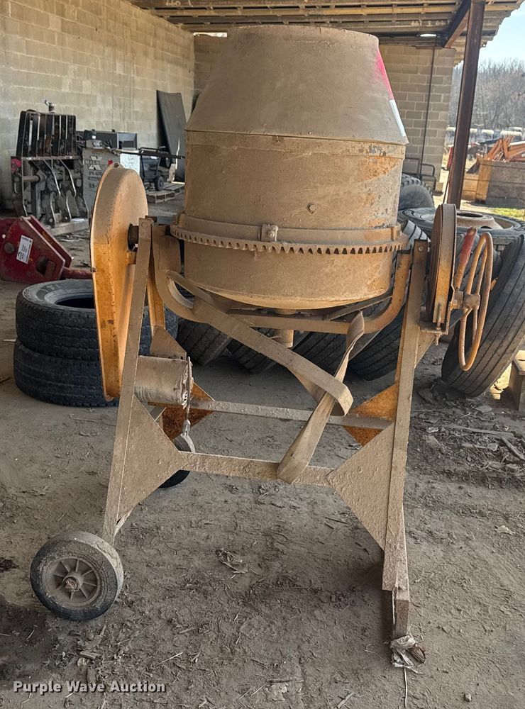 image for item DQ4309 CF Gilco, Inc. 59027 concrete mixer