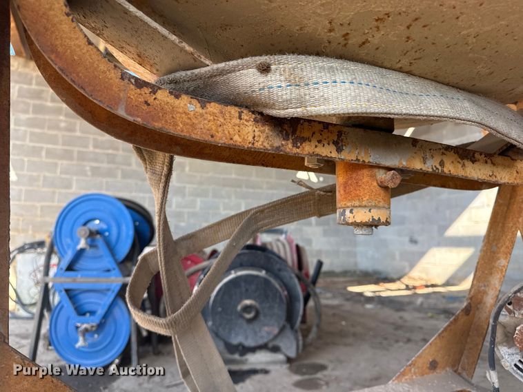 image for item DQ4309 CF Gilco, Inc. 59027 concrete mixer