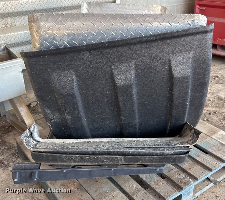 image for item DQ4311 Truck parts