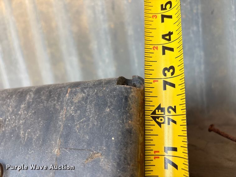 image for item DQ4318 (2) Caterpillar cab guards