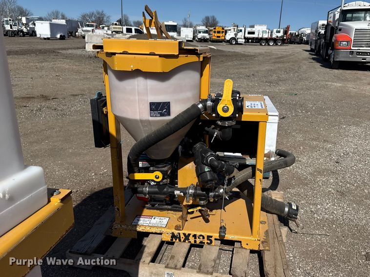 image for item DQ4321 2016 Vermeer  MX125 mud mixer