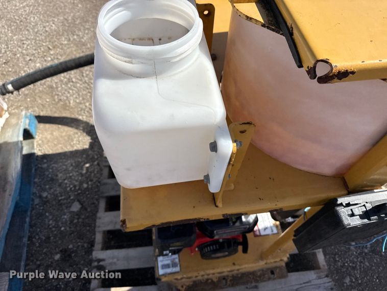 image for item DQ4321 2016 Vermeer  MX125 mud mixer