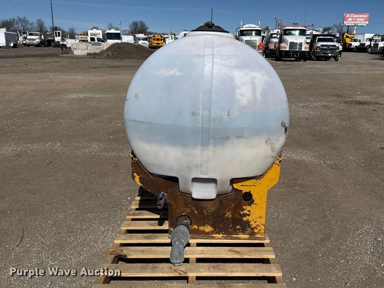 image for item DQ4322 2005 Vermeer MX125 mud mixer