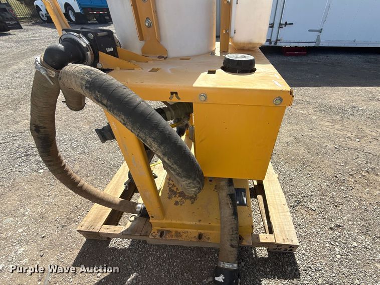 image for item DQ4323 2013 Vermeer MX125 mud mixer