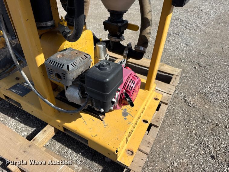 image for item DQ4323 2013 Vermeer MX125 mud mixer