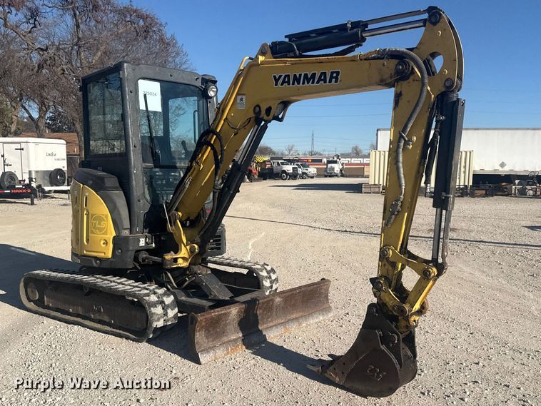image for item DQ4324 2016 Yanmar ViO35-6A mini excavator