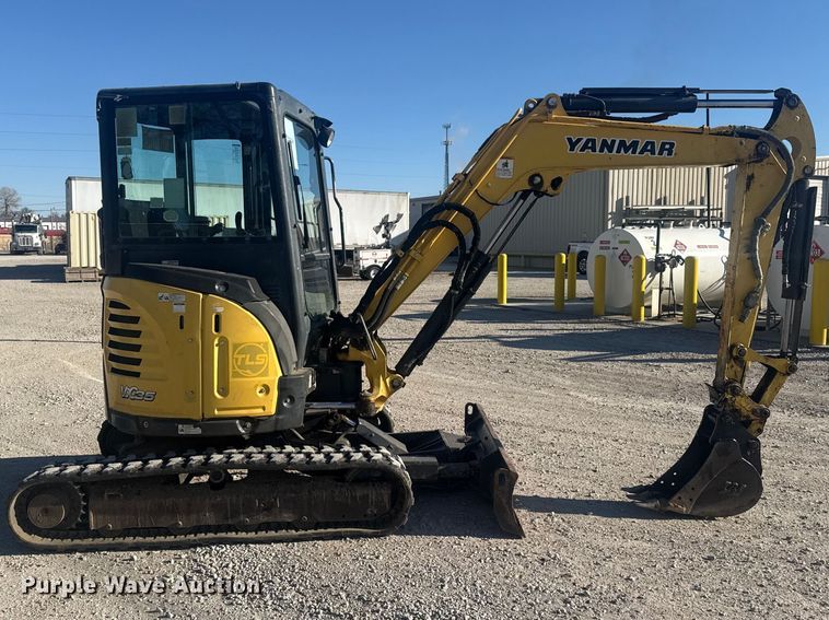image for item DQ4324 2016 Yanmar ViO35-6A mini excavator