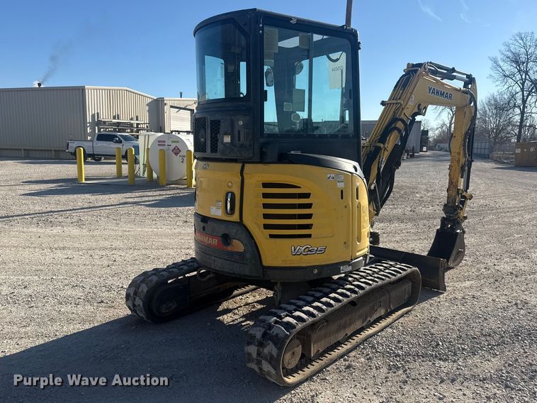 image for item DQ4324 2016 Yanmar ViO35-6A mini excavator