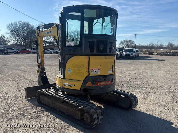 image for item DQ4324 2016 Yanmar ViO35-6A mini excavator