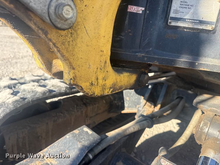 image for item DQ4324 2016 Yanmar ViO35-6A mini excavator