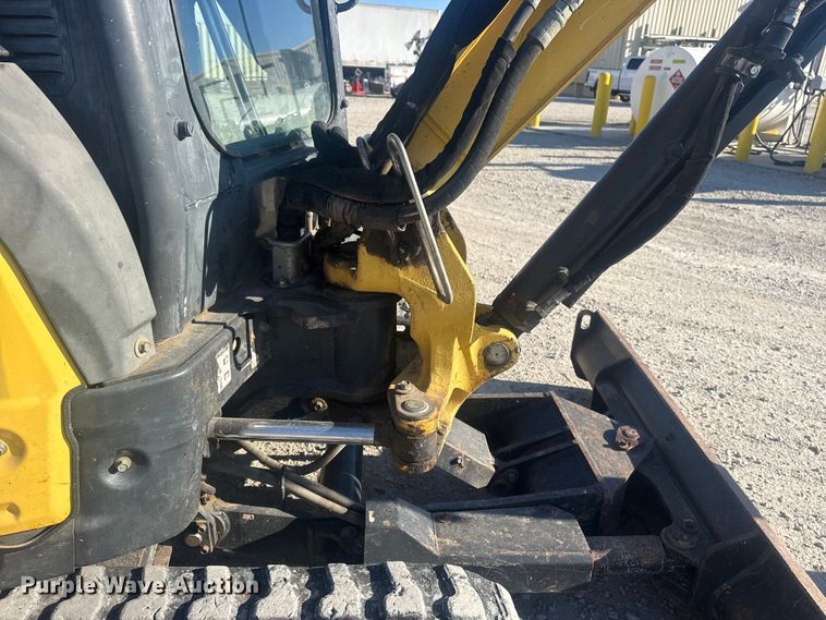 image for item DQ4324 2016 Yanmar ViO35-6A mini excavator