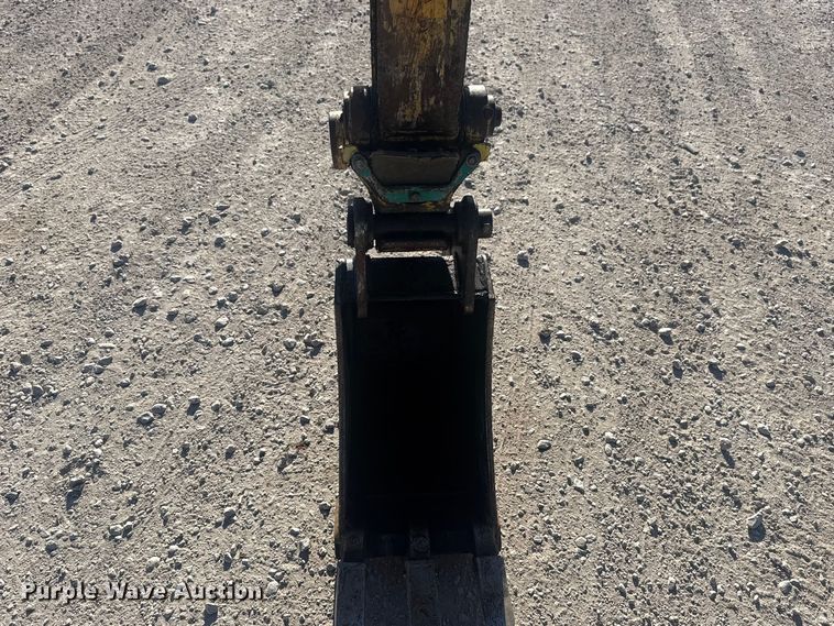 image for item DQ4324 2016 Yanmar ViO35-6A mini excavator