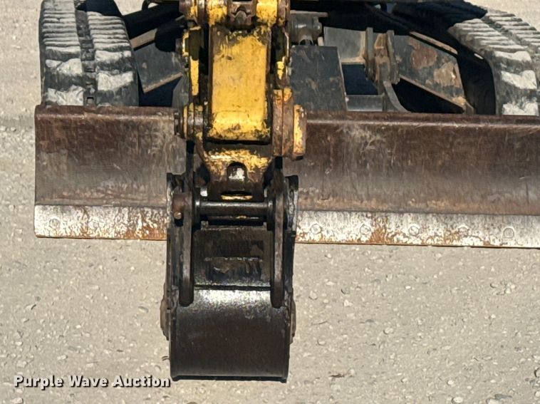 image for item DQ4324 2016 Yanmar ViO35-6A mini excavator