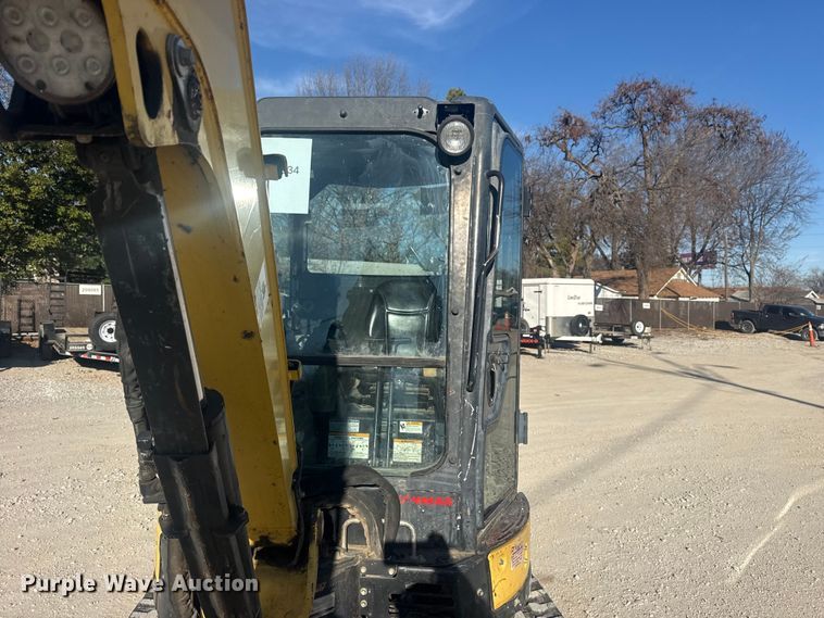 image for item DQ4324 2016 Yanmar ViO35-6A mini excavator