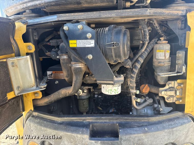 image for item DQ4324 2016 Yanmar ViO35-6A mini excavator