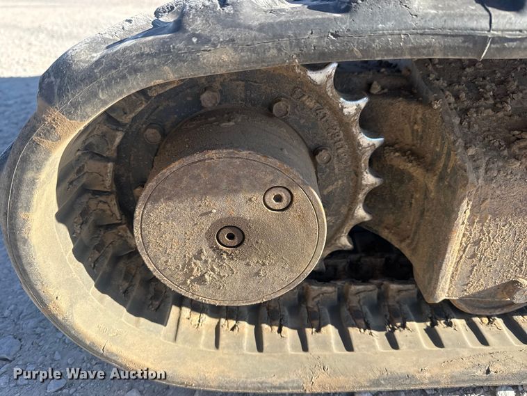 image for item DQ4324 2016 Yanmar ViO35-6A mini excavator