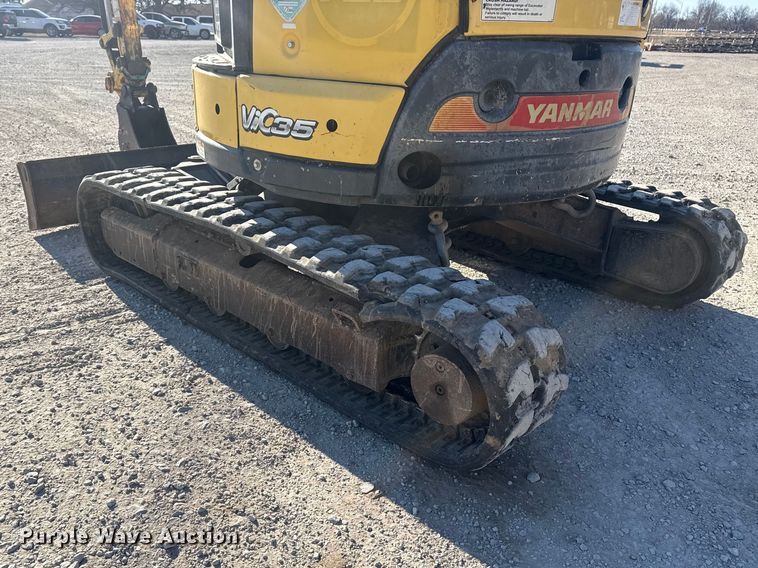 image for item DQ4324 2016 Yanmar ViO35-6A mini excavator