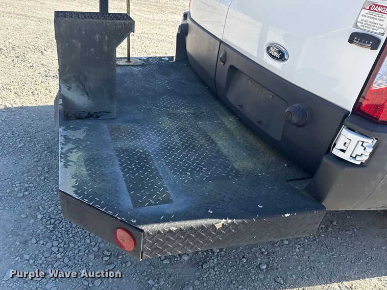image for item DQ4325 2018 Ford Transit 350 van with bucket lift