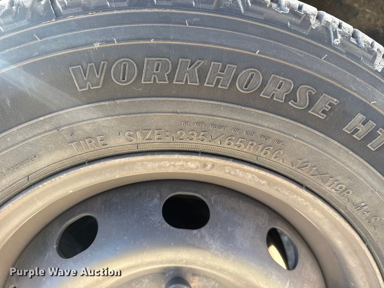 image for item DQ4325 2018 Ford Transit 350 van with bucket lift