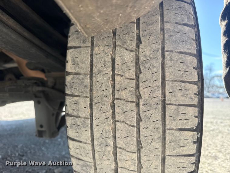 image for item DQ4325 2018 Ford Transit 350 van with bucket lift