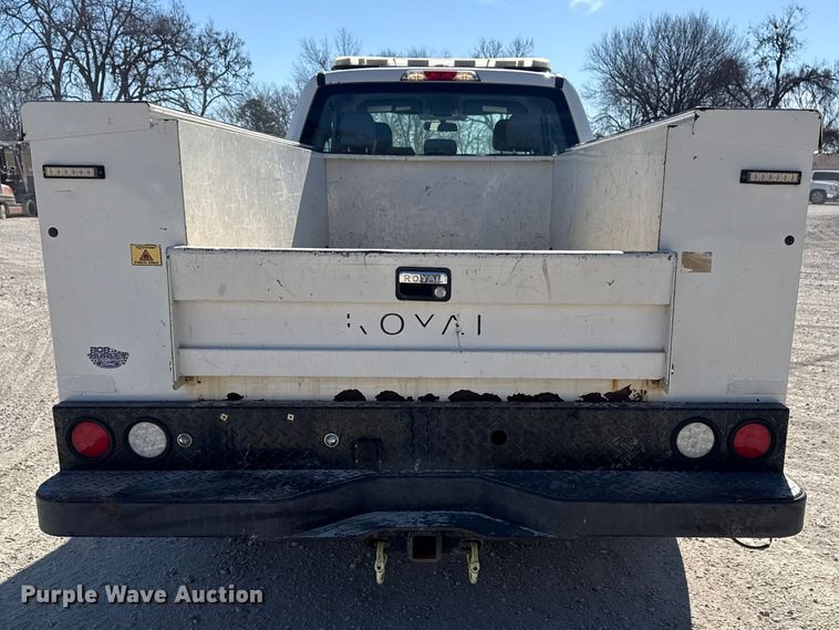 image for item DQ4327 2018 Ford F250 Super Duty Ext. Cab utility bed pickup truck